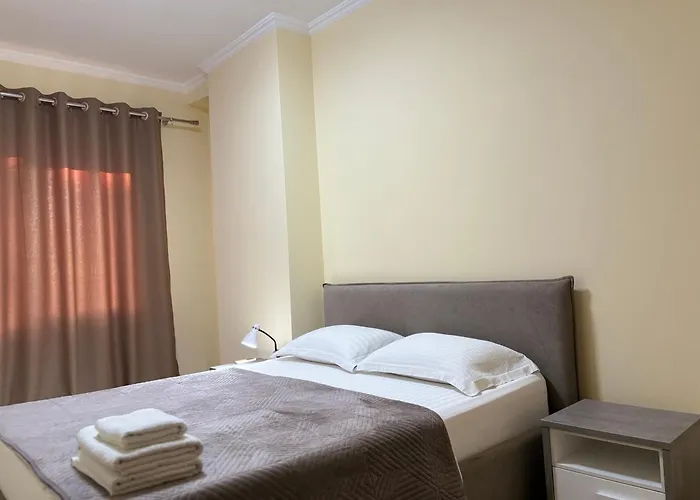 Tam 2Bdr Center Taiwan Apartment
