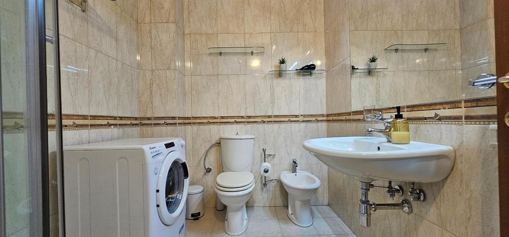 Tam 2bdr Center Taiwan Apartment