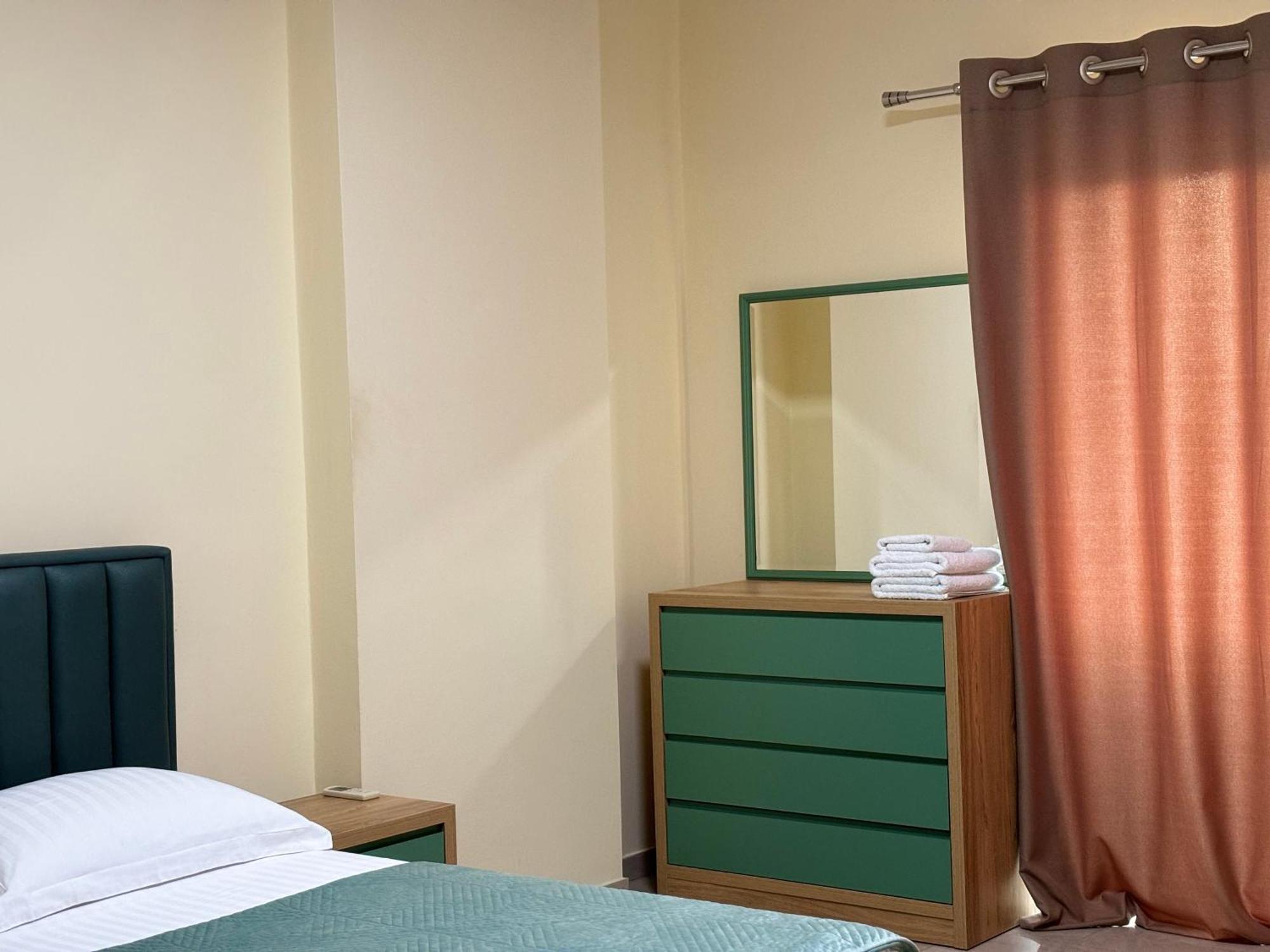 Apartment Tam 2bdr Center Taiwan *