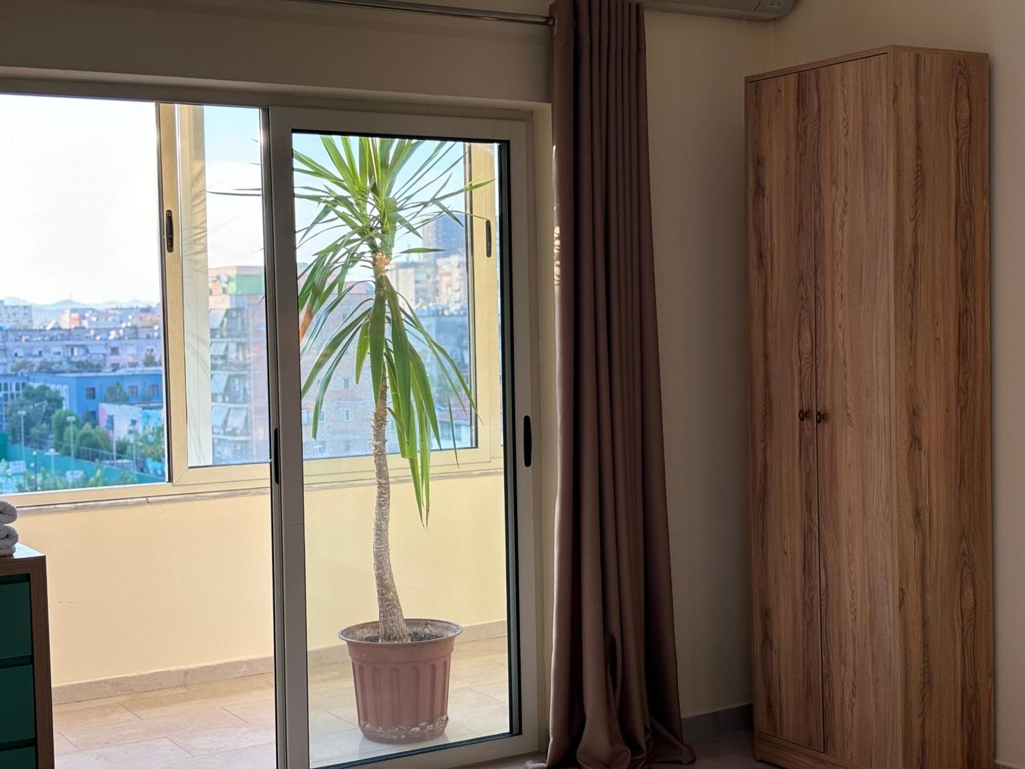 Apartment Tam 2bdr Center Taiwan *