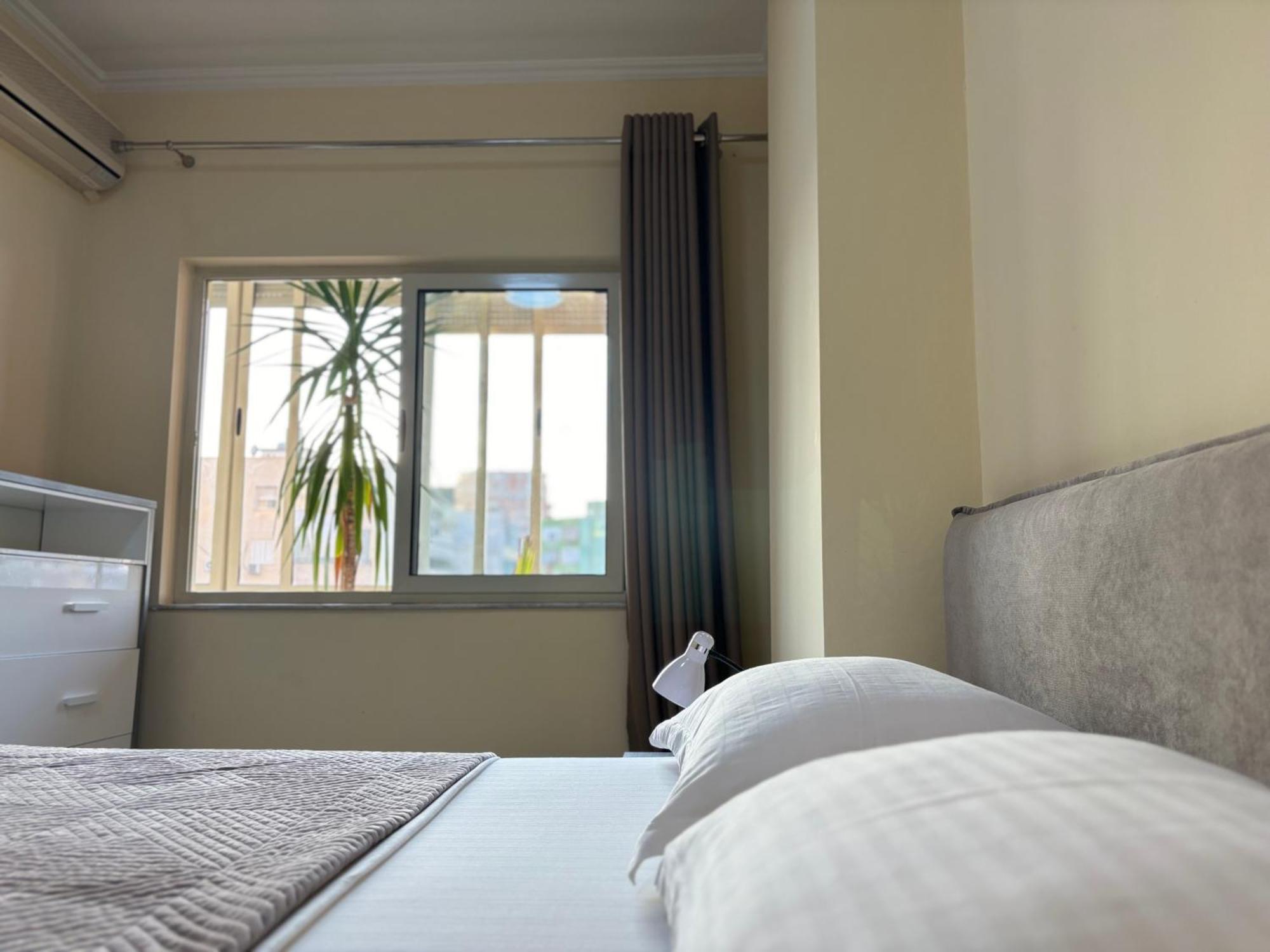 Apartment Tam 2bdr Center Taiwan *