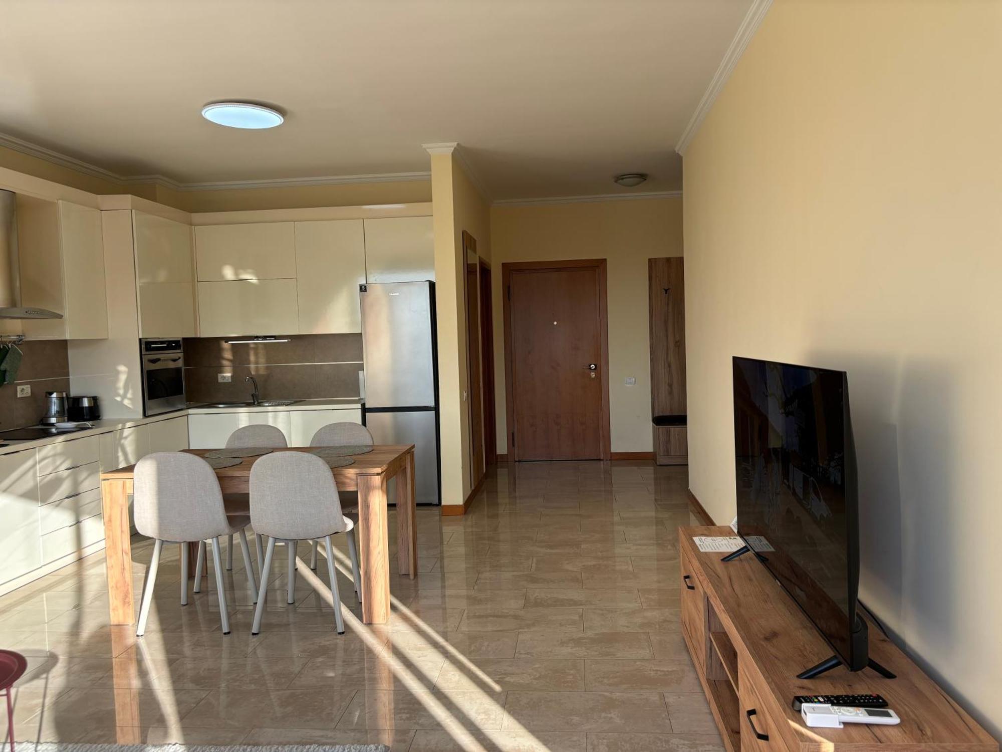 Apartment Tam 2bdr Center Taiwan Tirana