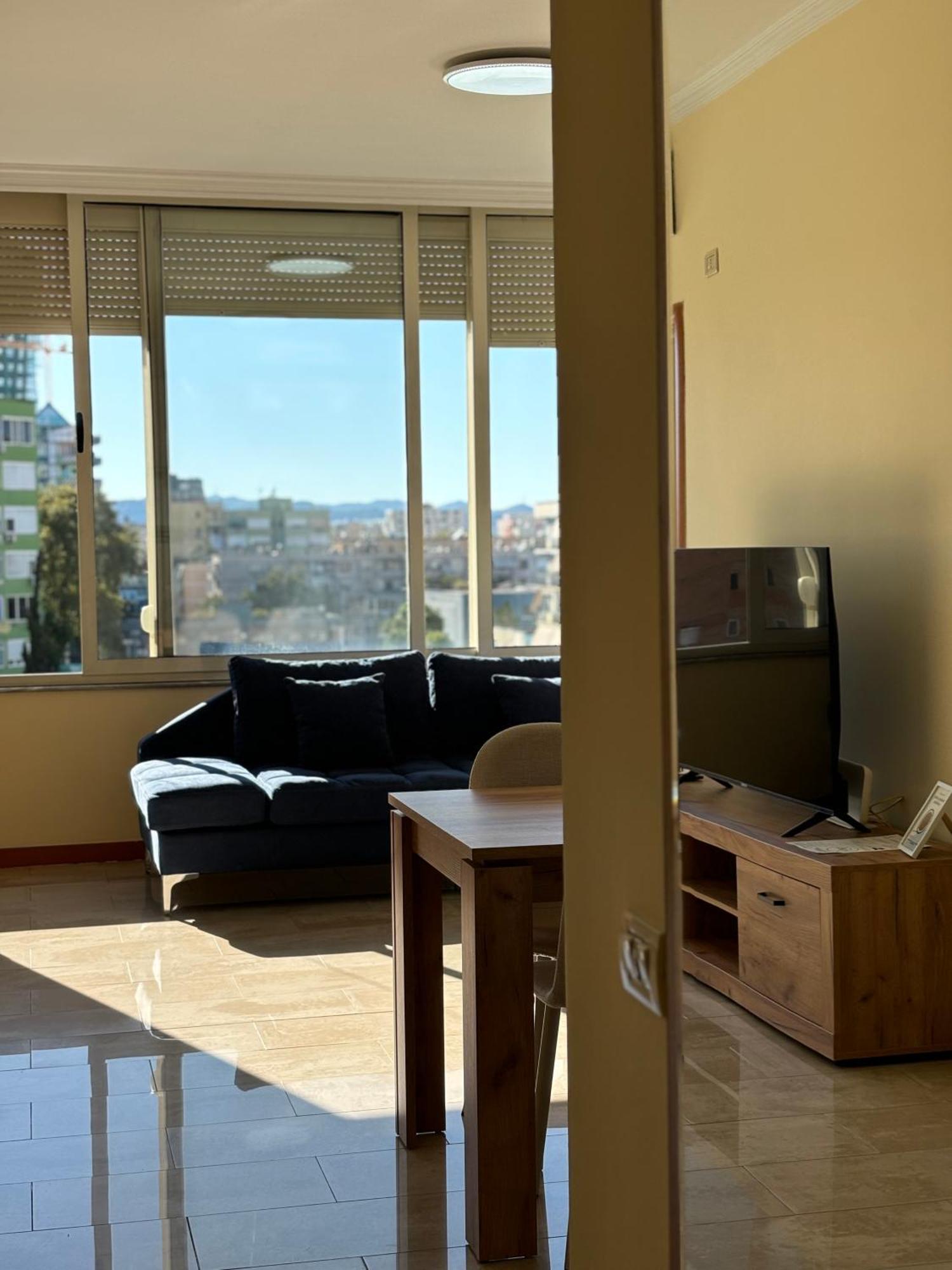 Apartment Tam 2bdr Center Taiwan *