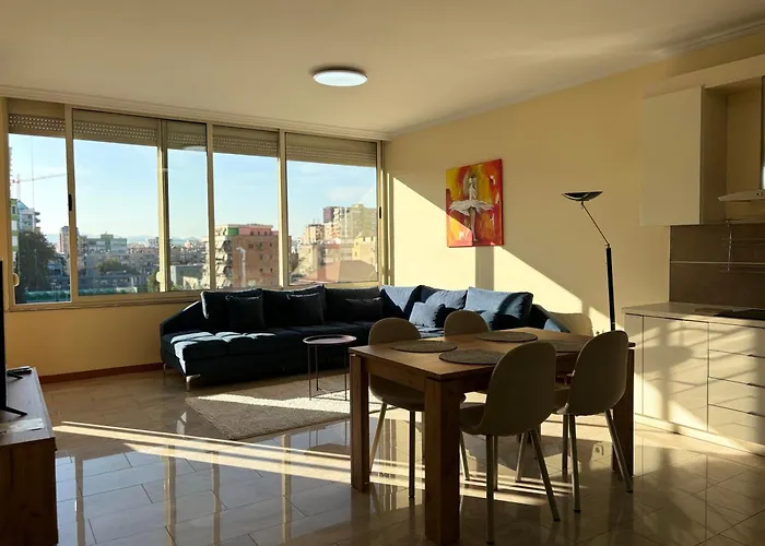 Tam 2Bdr Center Taiwan Apartment