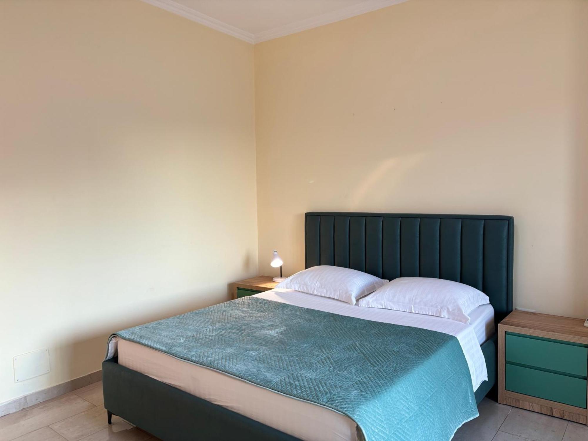 Tam 2bdr Center Taiwan Apartamento *